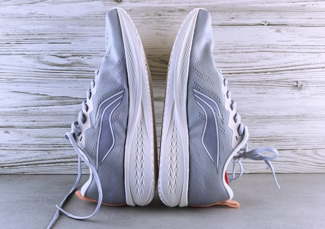 Lifestyle Shoes vs. Athletic Shoes: What’s the Real Difference?